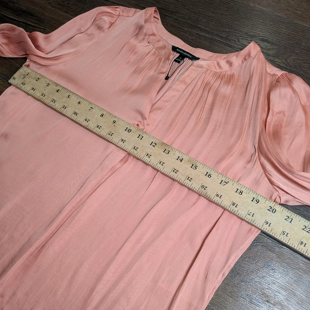 Banana Republic Blush Pink Long Sleeve Blouse – Size M - Picture 5 of 8